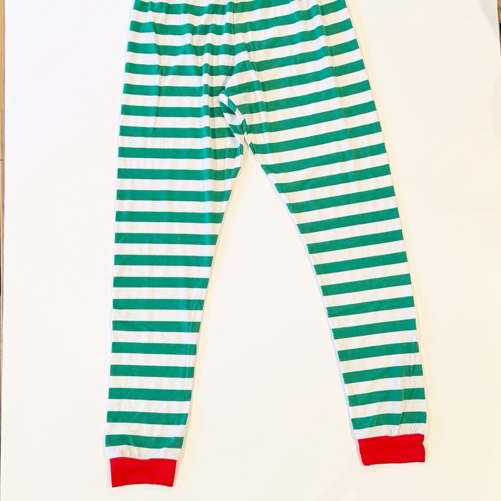 Women’s Christmas Pajama Set - Picture 5 of 8